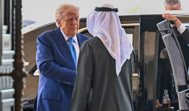 Trump’ın Orta Doğu çıkarması: 2 trilyon dolarlık yatırım ve tartışmalı açıklamalar