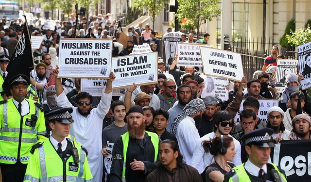 İngiltere'de milyonlarca Müslüman risk altında