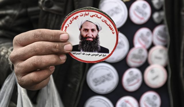 Ahundzade'den Batı hukukuna kaynak sorgulaması