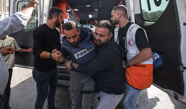 Fransa'da tarihi adım: Gazetecilerden İsrail'e suç duyurusu