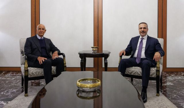 Fidan, İran ve ABD'li temsilcilerle görüştü