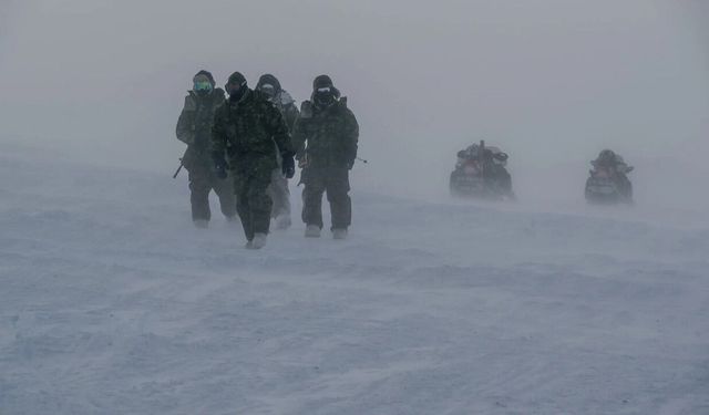 İngiltere ve Norveç’ten dev savunma paktı: ‘Arktik Nöbetçisi’ operasyonu