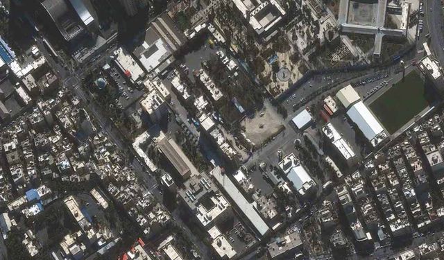 Tahran'da saldırı haritası: Hedef yönetim mi ordu mu?