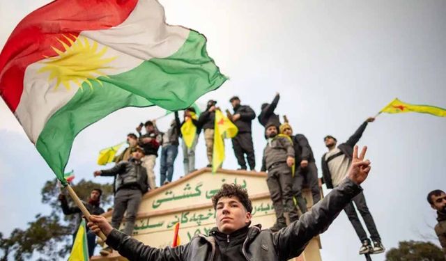 Axios: İran'da kara harekatını Kürt gruplar mı yönetecek?