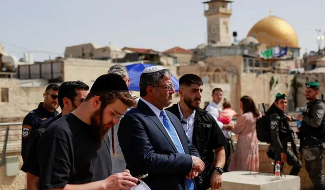 Ben-Gvir'den Kudüs'te 300 bin İsrailliye silah ruhsatı