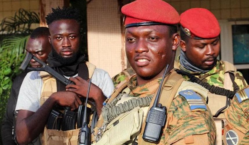 Burkina Faso'da şok karar: Tüm siyasi partiler kapatılıyor