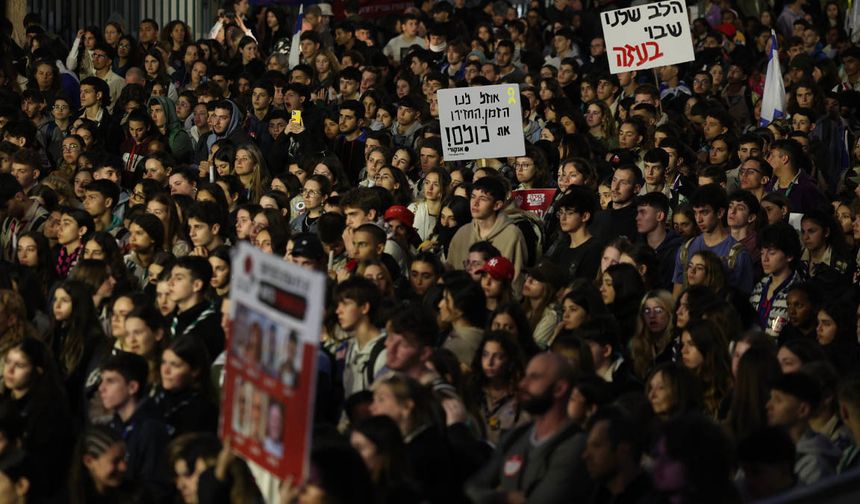 İsrailli esirlerin yakınları "Knesset" önünde gösteri düzenledi