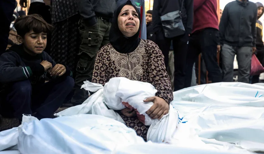 Gazze'de şehit sayısı 32 bin 552'ye yükseldi
