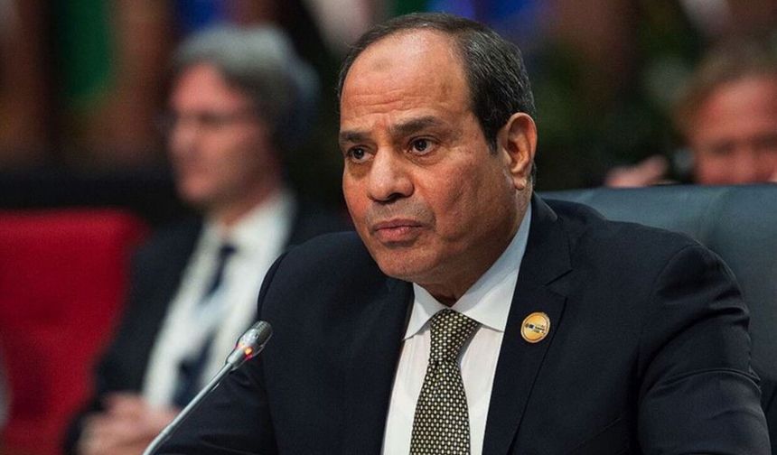 Sisi'den uyarı: İran savaşı Süveyş Kanalı'nı vuruyor
