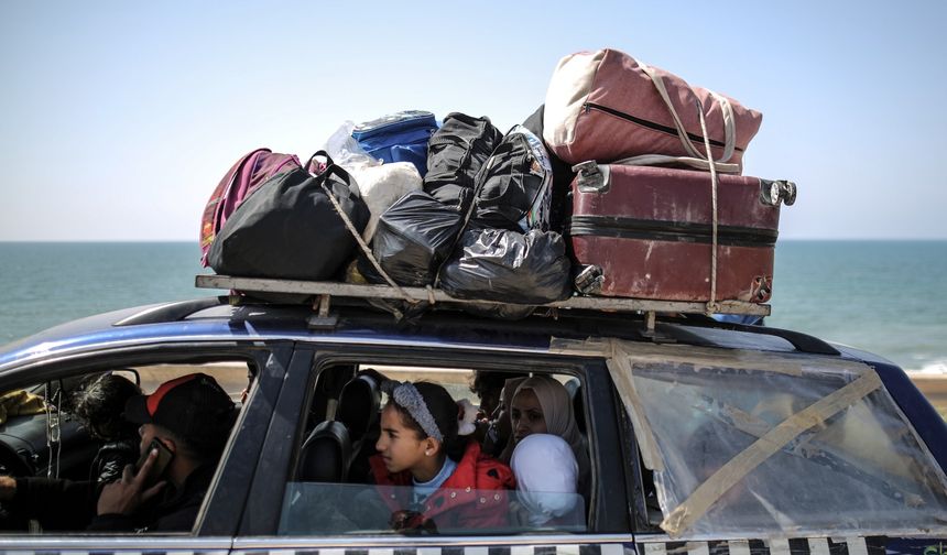 Gazze'nin kuzeyine dönmek isteyen Filistinliler