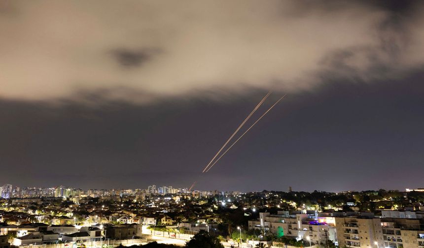 İsrailli analistlere göre, Tel Aviv'in İran'a saldırısı "açık bir mesaj" içeriyor
