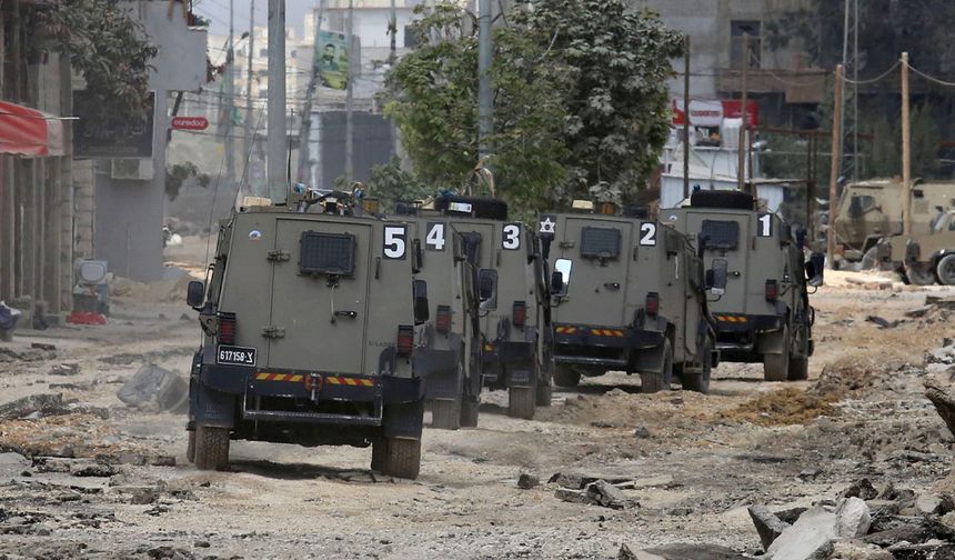 İsrail askerleri işgal altındaki Batı Şeria’da 3 Filistinliyi yaraladı