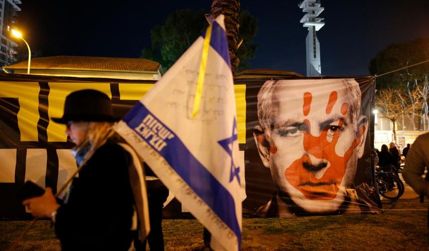 İsrailli esirlerin yakınları Netanyahu'yu protesto etti