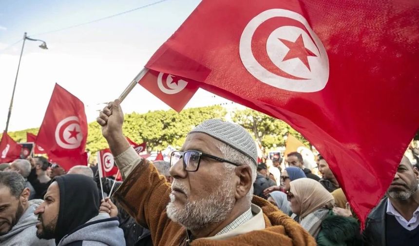 Tunus’taki Nahda Hareketi'nden “siyasi tutukların” serbest bırakılması çağrısı