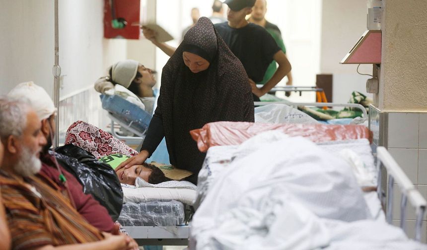Yaralı ve hastaların Gazze dışına seyahat etmeleri engellendi