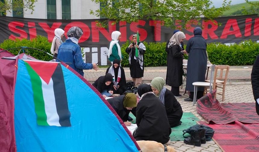 Yalova Üniversitesinde Gazze'ye destek için dayanışma çadırları kuruldu