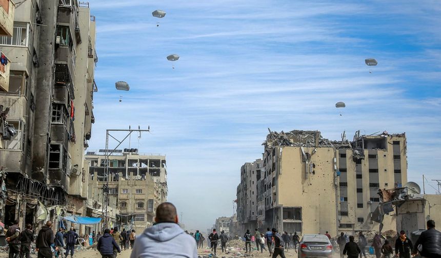 ABD, Gazze'ye havadan yaklaşık 25 bin öğünlük yardım bıraktı