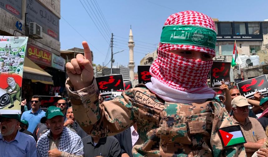 Ürdün'de İsrail'in saldırıları altındaki Gazze Şeridi'yle dayanışma gösterisi düzenlendi