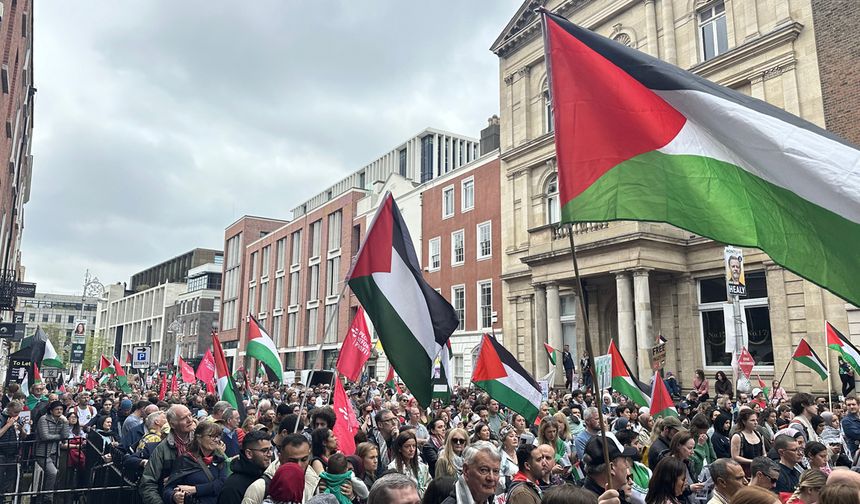 Dublin'de Filistin'e destek gösterisi düzenlendi