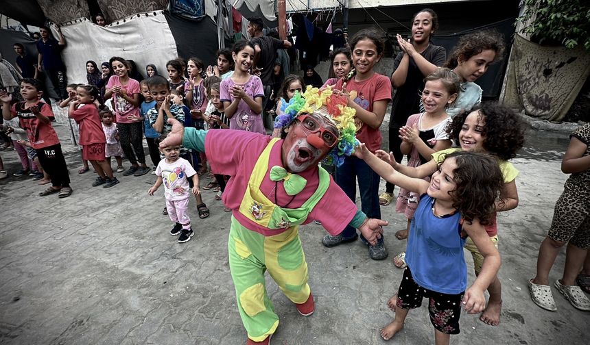 Gazzeli çocukları savaşın psikolojisinden uzaklaştırmak için etkinlik düzenlendi