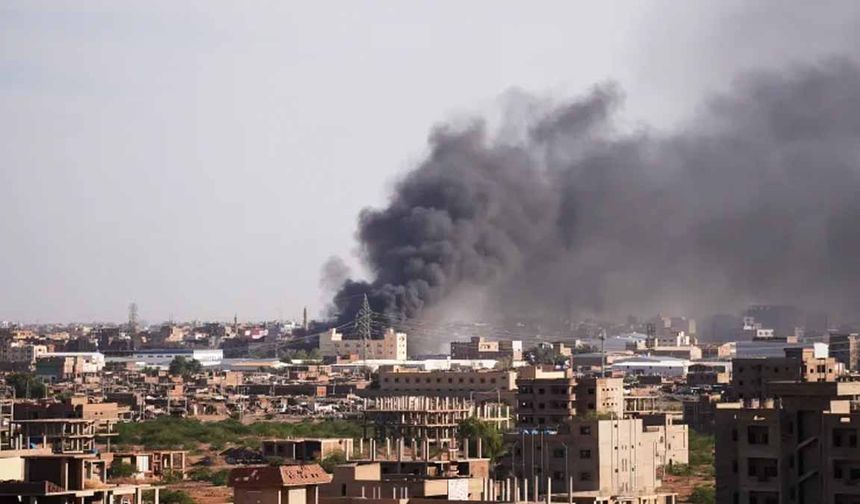 Sudan Ordusu Hartum'da ilerliyor ve sarayı hedef alıyor