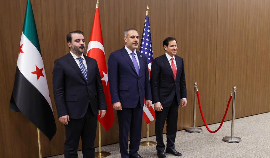 Dışişleri Bakanı Fidan, Türkiye-ABD-Suriye üçlü görüşmesine katıldı