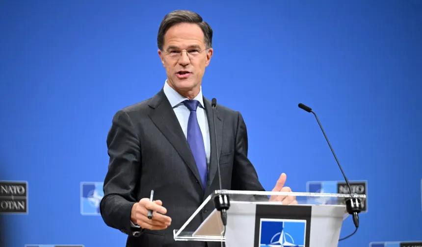 Rutte: Hava savunma sistemi sayısını beş kat artırmalıyız