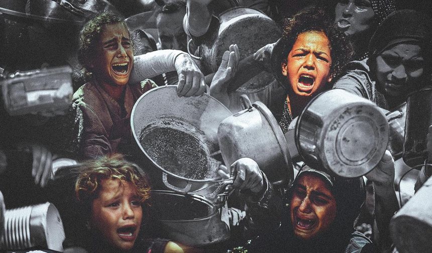 Gazze'de çalınan çocukluk: Enkaz kamyonlarının peşinde