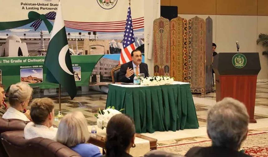 Pakistan ve ABD'den ortak tatbikat başladı