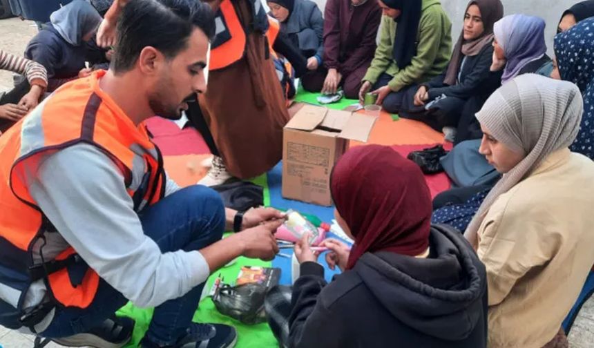 Gazze'nin sanatı enkazın altından yükseliyor