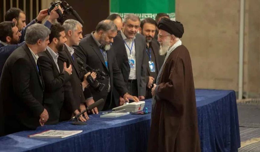 İran'da yeni lider için gizli ve uzaktan oylama