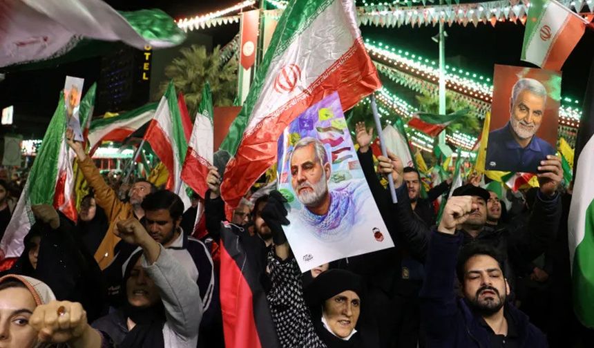 Axios: Devrim Muhafızları subayları Lübnan'ı terk ediyor