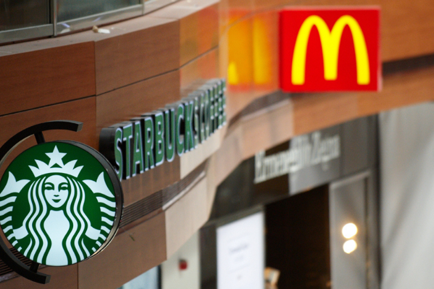 Soykırım destekçisi Starbucks ve McDonalds tutuştu: Protestolardan şikayetçi oldular