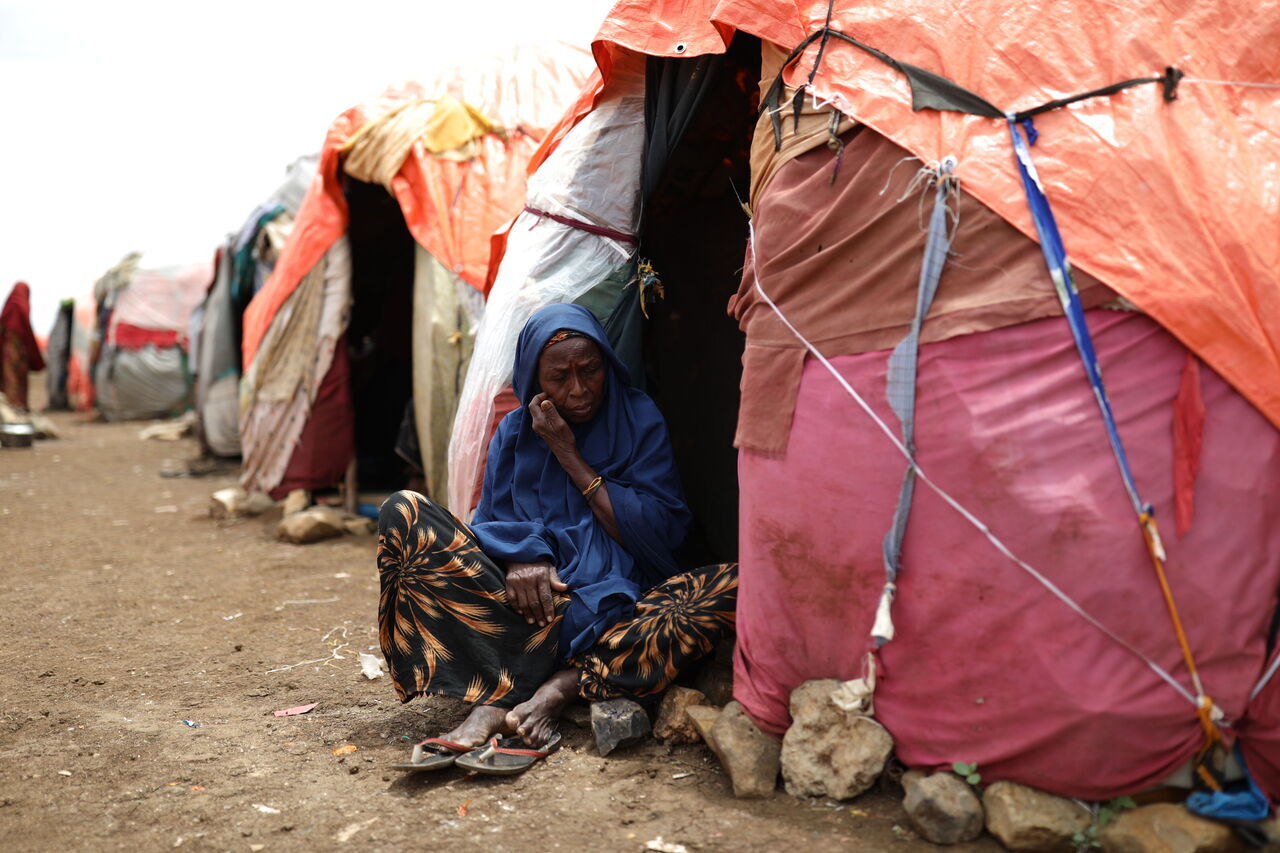 AA-20221101-29315460-29315452-SOMALIDE_HASTANELER_ACLIKTAN_OLUME_SURUKLENEN_COCUKLARLA_DOLU