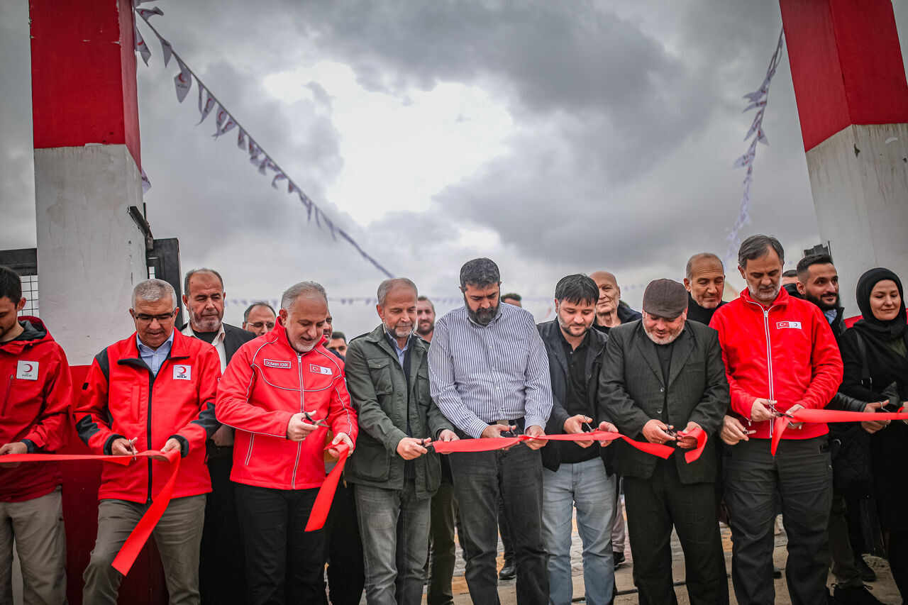 AA-20221108-29385554-29385545-TURK_KIZILAY_IDLIBDE_22_DERSLIKLI_OKUL_ACTI