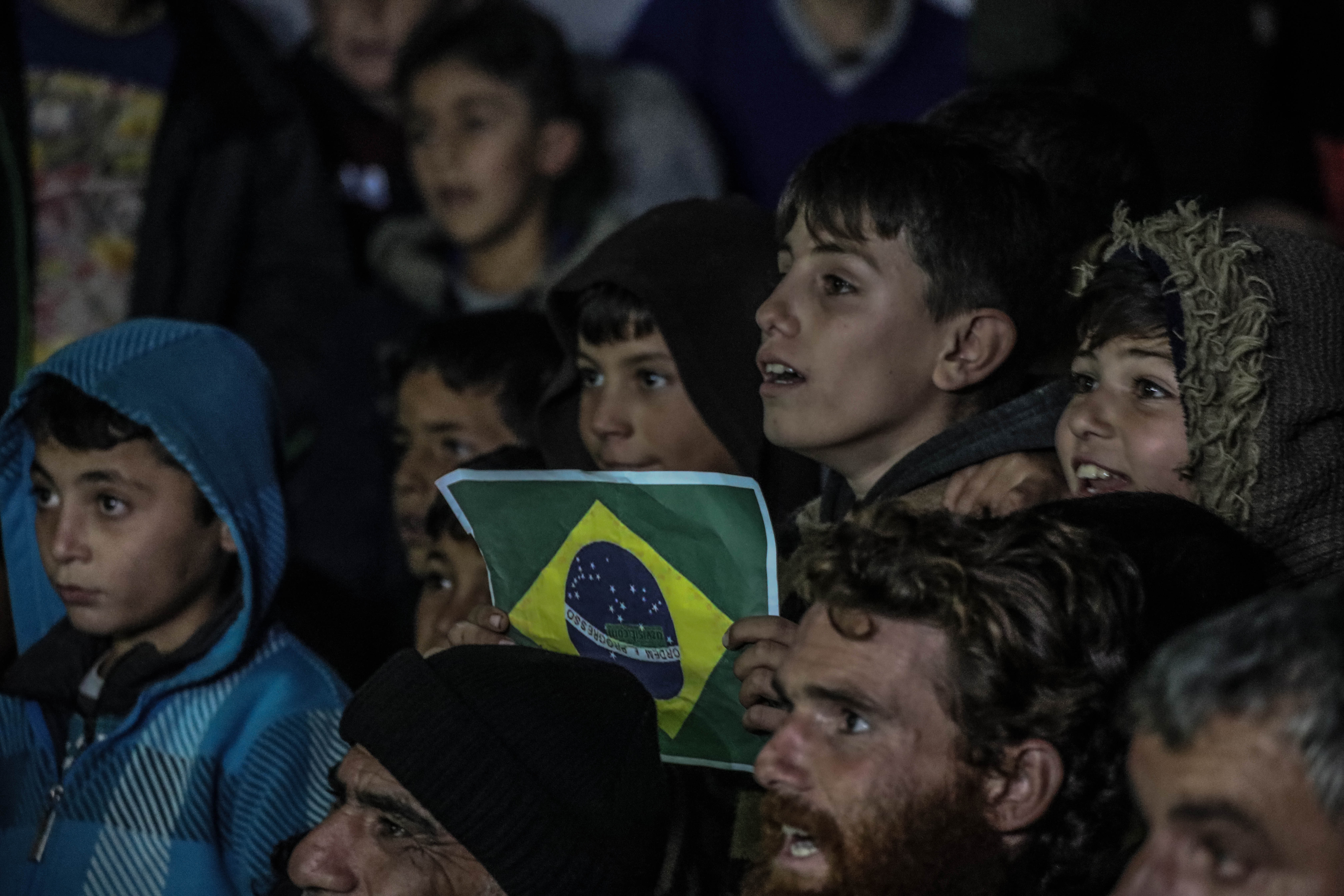 Çadır Kampta Dünya Kupası Heyecanı 📸