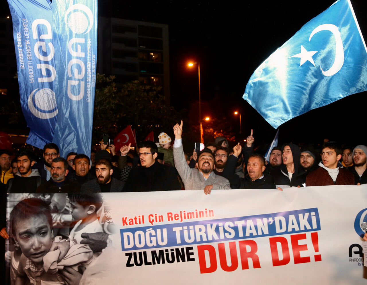 AA-20221204-29644314-29644312-CININ_DOGU_TURKISTAN_POLITIKALARI_ISTANBULDA_PROTESTO_EDILDI