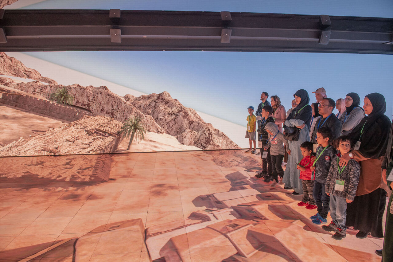 AA-20221209-29687050-29687049-FASTA_ACILAN_PEYGAMBERIN_HAYATI_MUZESI_ZIYARETCILERI_ASRISAADETE_GOTURUYOR