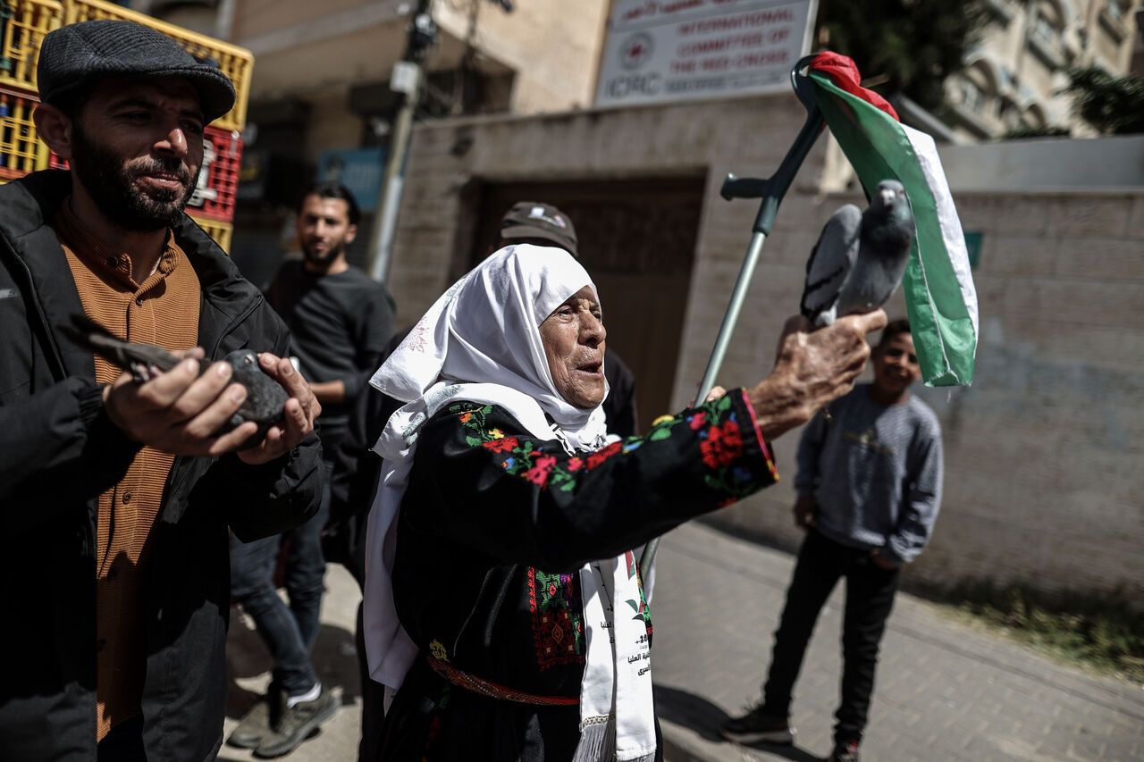 AA-20230424-30946335-30946327-GAZZEDE_ISRAIL_HAPISHANELERINDEKI_FILISTINLI_TUTUKLULARA_DESTEK_GOSTERISI