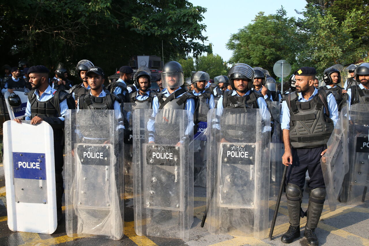 AA-20230703-31581757-31581743-ISVECTE_KURANI_KERIMIN_YAKILMASI_PAKISTANDA_PROTESTO_EDILDI