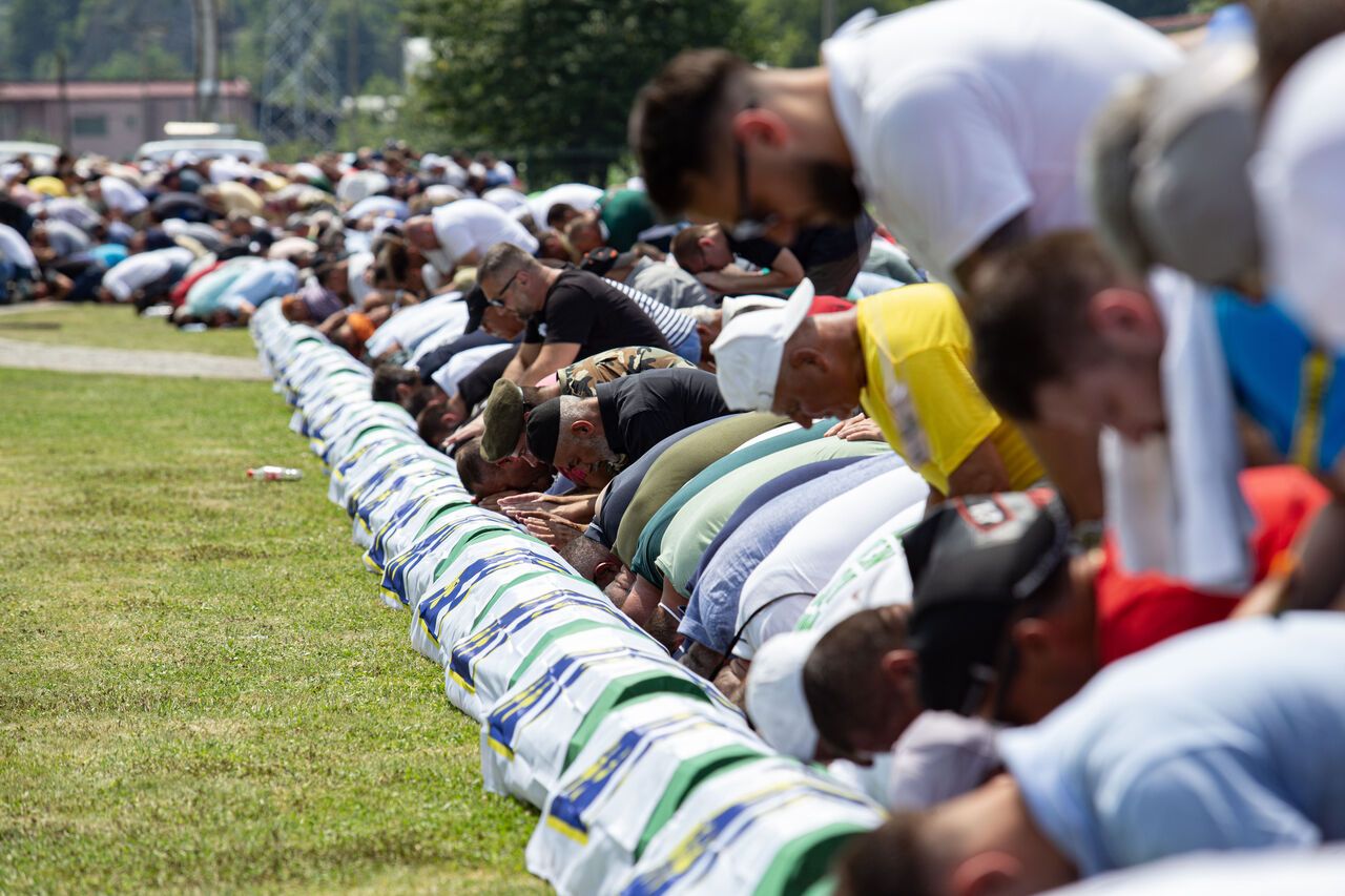 AA-20230711-31650171-31650161-SREBRENITSA_SOYKIRIMININ_30_KURBANI_DAHA_TOPRAGA_VERILDI