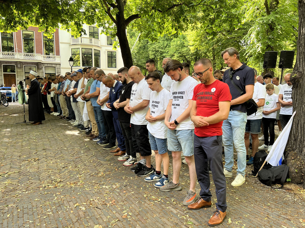 AA-20230711-31652583-31652573-BOSNA_HERSEKTEKI_SREBRENITSA_SOYKIRIMININ_28INCI_YILINDA_HOLLANDADA_ANMA_ETKINLIGI_DUZENLENDI