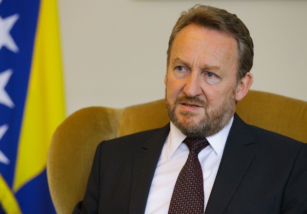 Bakir-izetbegovic-987x687