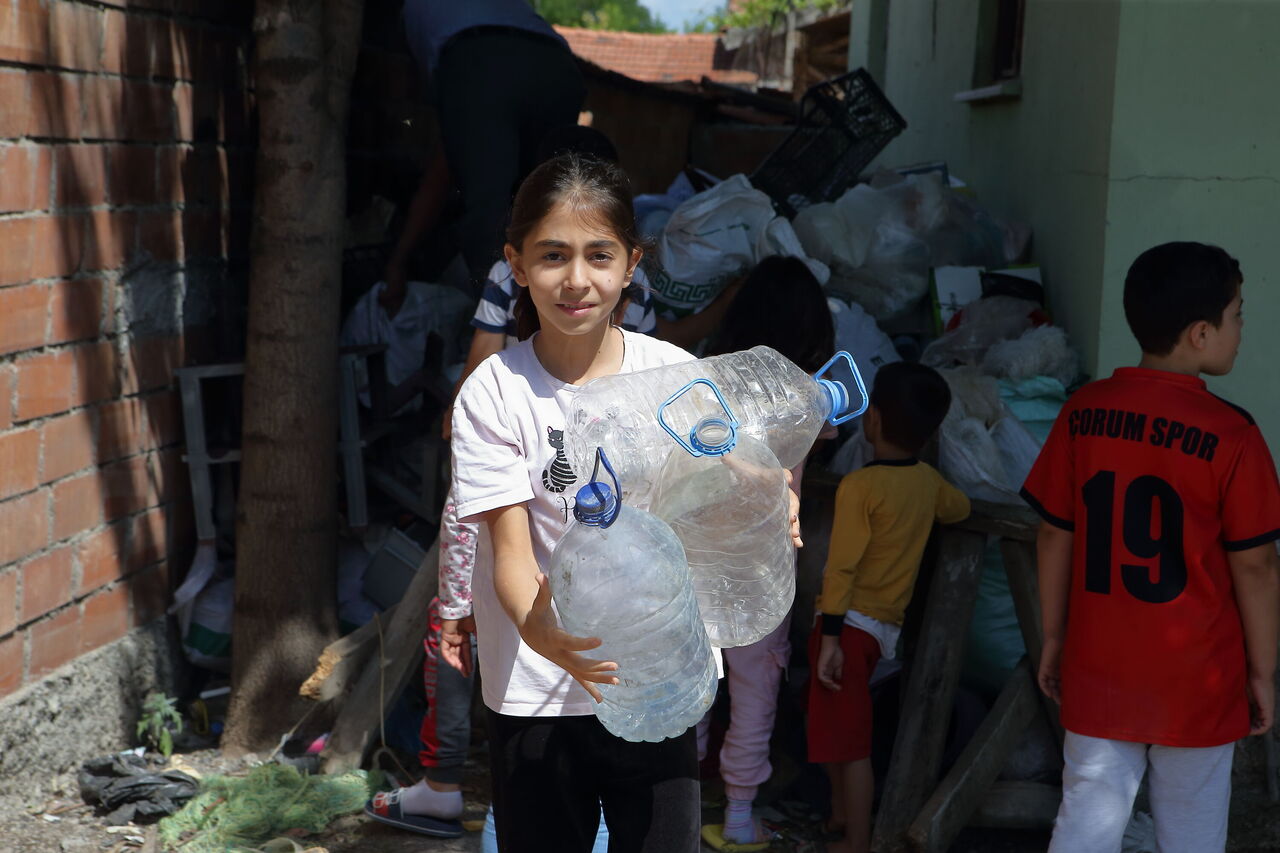 AA-20230804-31846122-31846117-CEVRECI_IMAMIN_SIFIR_ATIK_HASSASIYETI_KOYUNE_ORNEK_OLDU