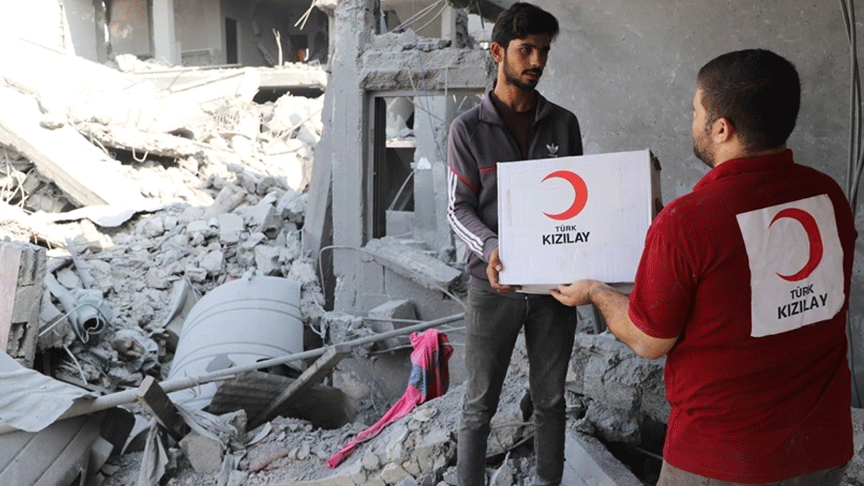 Türkiye'den Gazze'ye 2 bin 700 tonluk yardım malzemesi daha gönderilecek